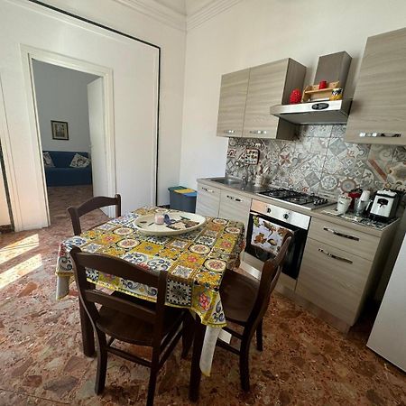 Arco Del Vescovo 2 Lägenhet Acireale Exteriör bild
